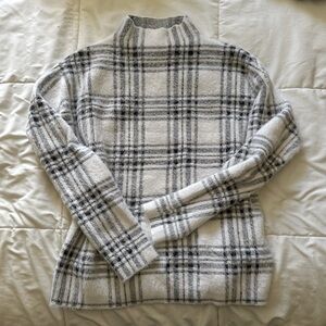 TAHARI plaid mock neck sweater